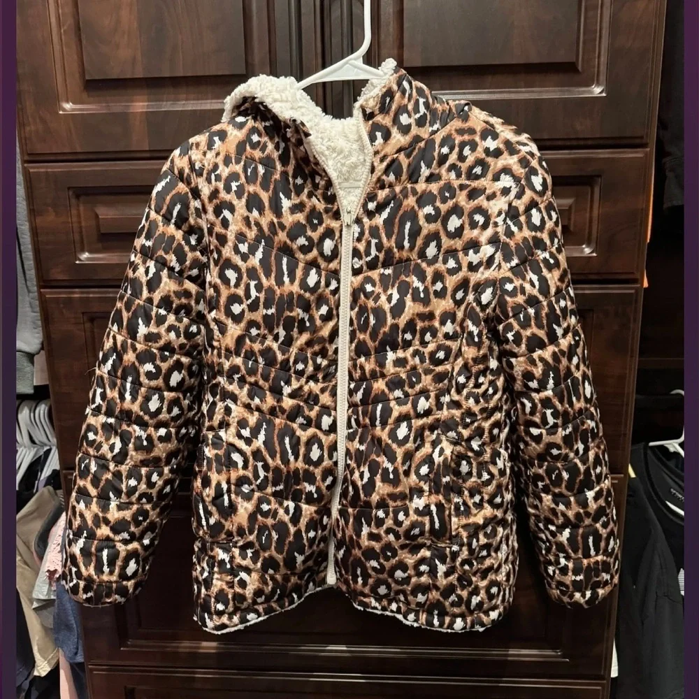 Justice Leopard reversible jacket girls 12/14 no stains or wear